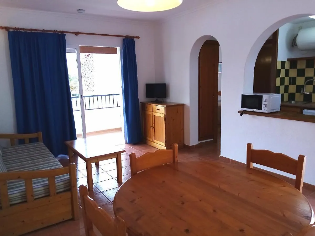 *** Апарт-отель Apartamentos Vistapicas Кала-эн-Бланес Испания