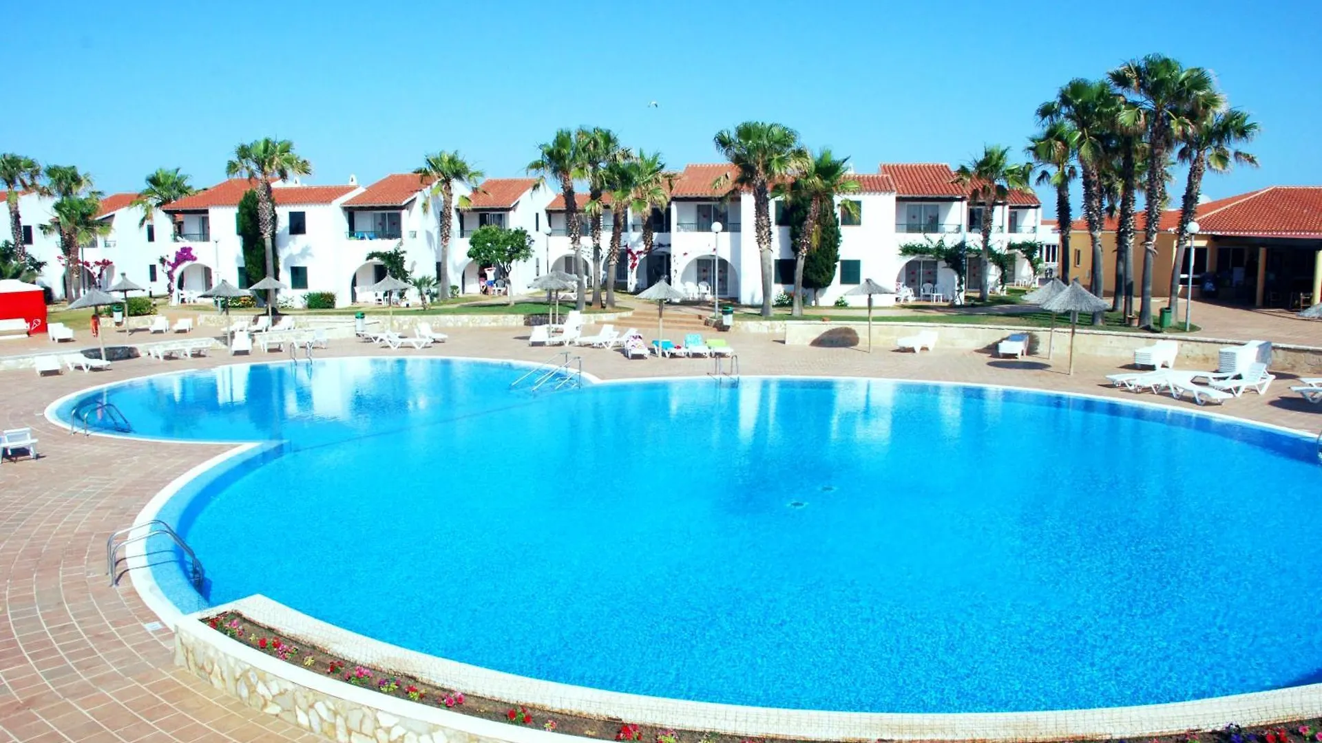 *** Apart Otel Apartamentos Vistapicas Cala'N Blanes  İspanya