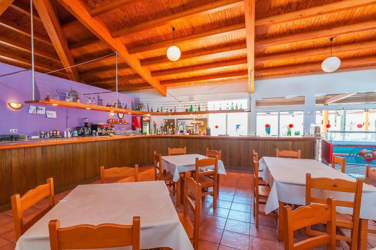 Apartamentos Vistapicas Cala'N Blanes