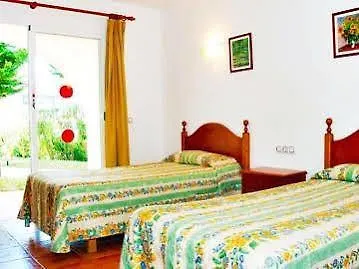 Apartamentos Vistapicas Cala'N Blanes  3*, Cala'N Blanes (Menorca) İspanya