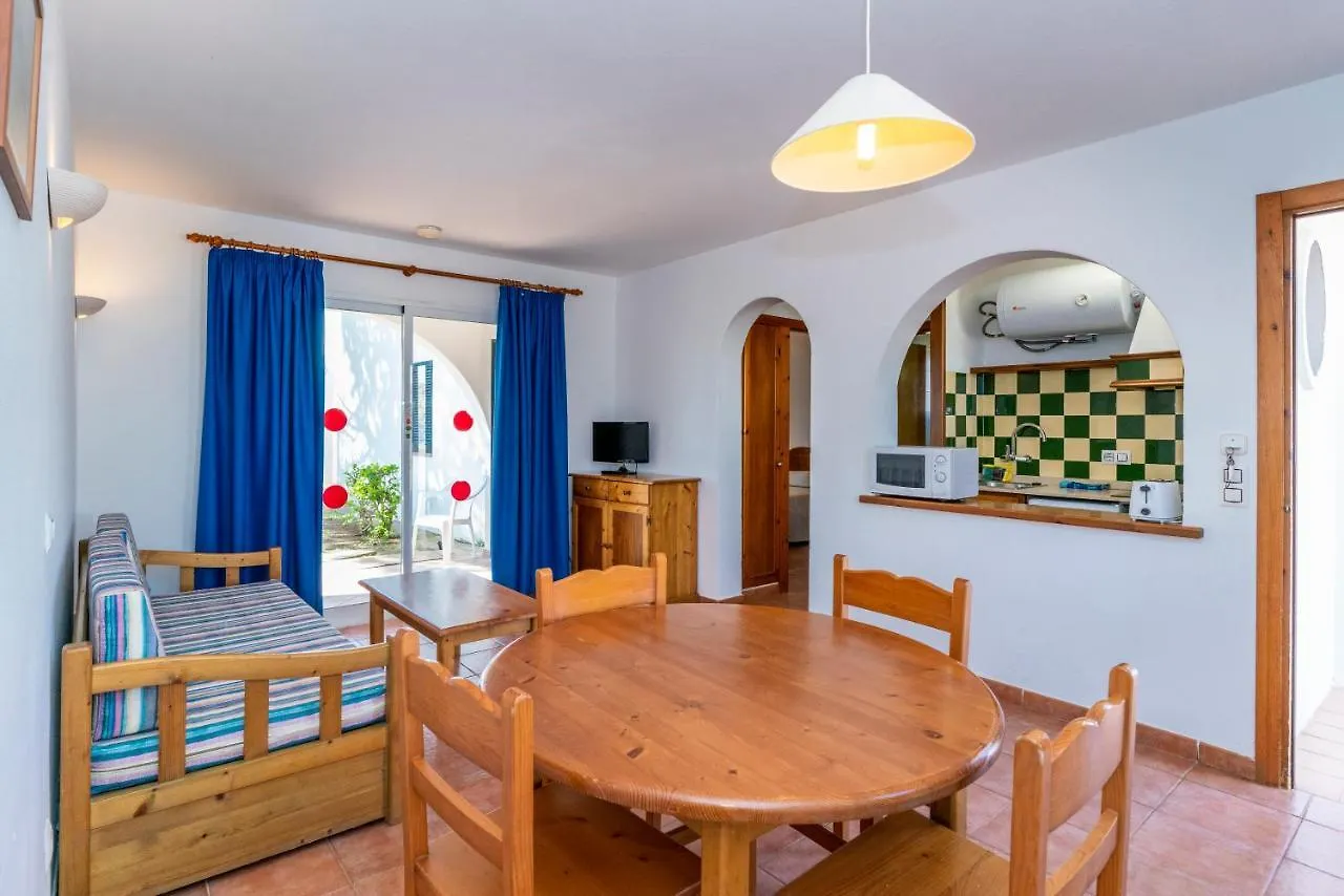 Apartamentos Vistapicas Cala'N Blanes  España