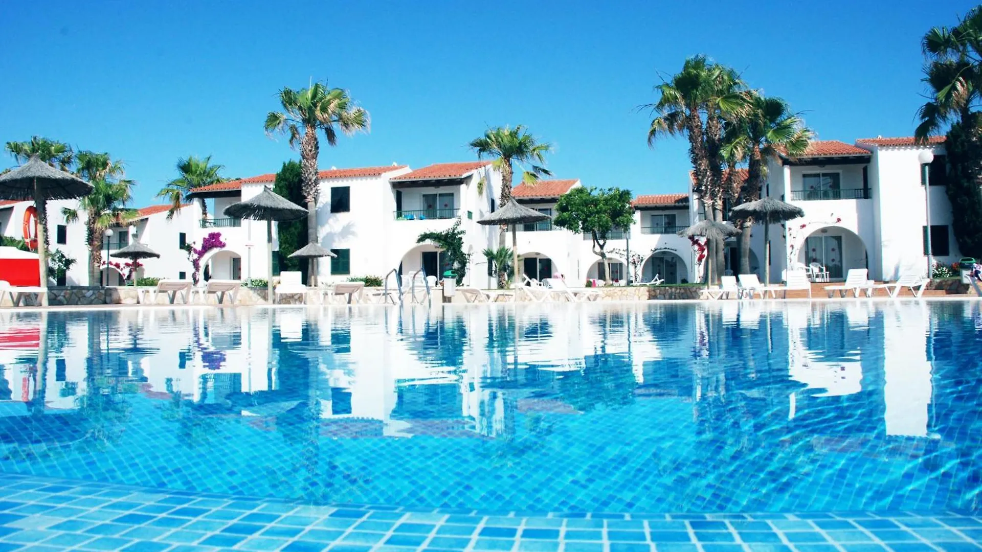 Apartamentos Vistapicas Cala'N Blanes  3*, Cala'N Blanes (Menorca) España